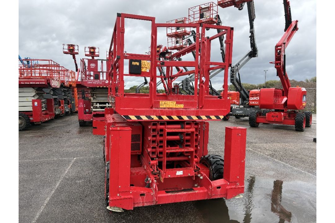 LGMG SR1018D / 3369 RT 12mtr Diesel Scissor Lift - Image 5 of 16