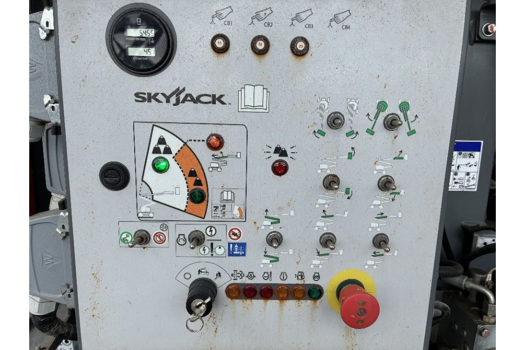 Skyjack SJ85AJ (CE) 26mtr Diesel Articulating Boom with Generator - Image 11 of 17