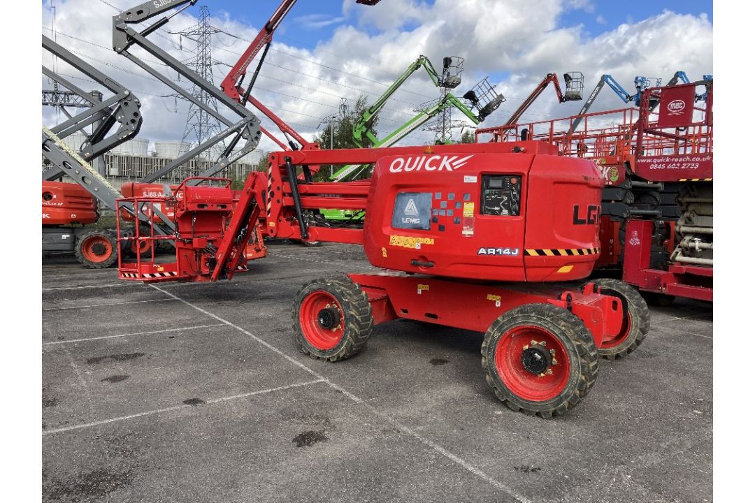 LGMG AR14J 15mtr Diesel Articulating Boom - Image 3 of 15