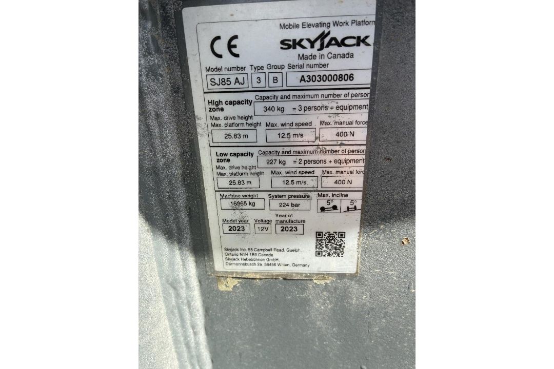 Skyjack SJ85AJ (CE) 26mtr Diesel Articulating Boom with Generator - Image 21 of 21