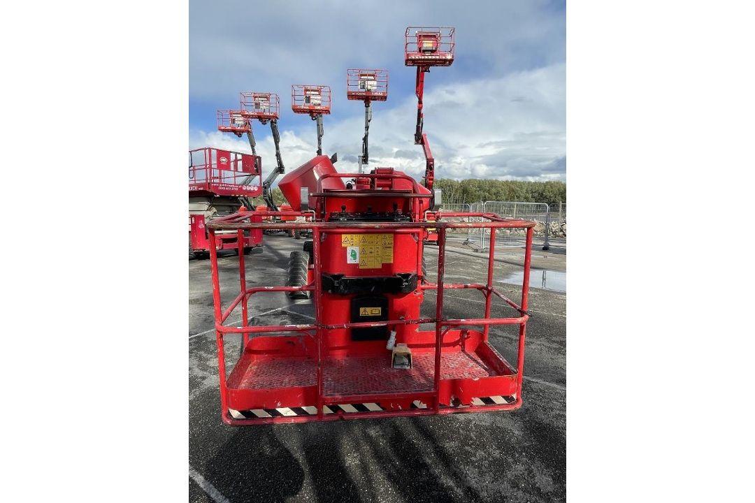 LGMG AR14J 15mtr Diesel Articulating Boom - Image 7 of 17