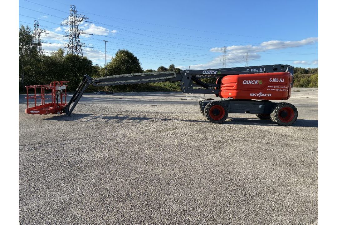 Skyjack SJ85AJ 26mtr Diesel Articulating Boom & Generator - Image 5 of 25