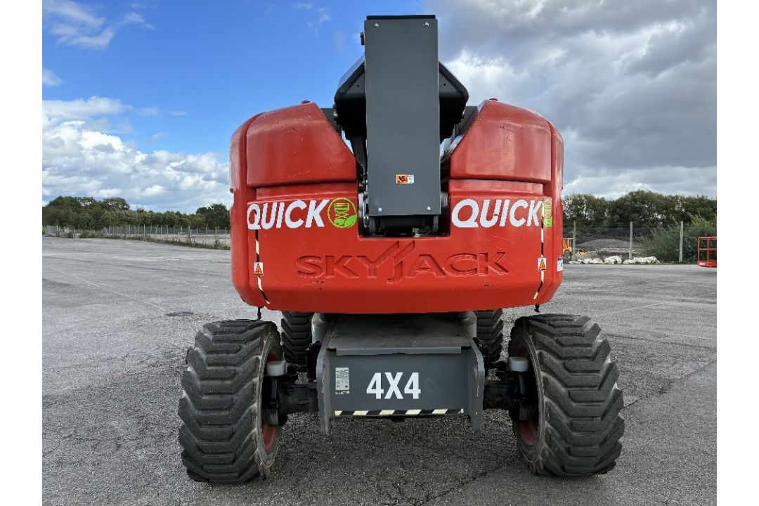 Skyjack SJ85AJ (CE) 26mtr Diesel Articulating Boom with Generator - Image 7 of 23