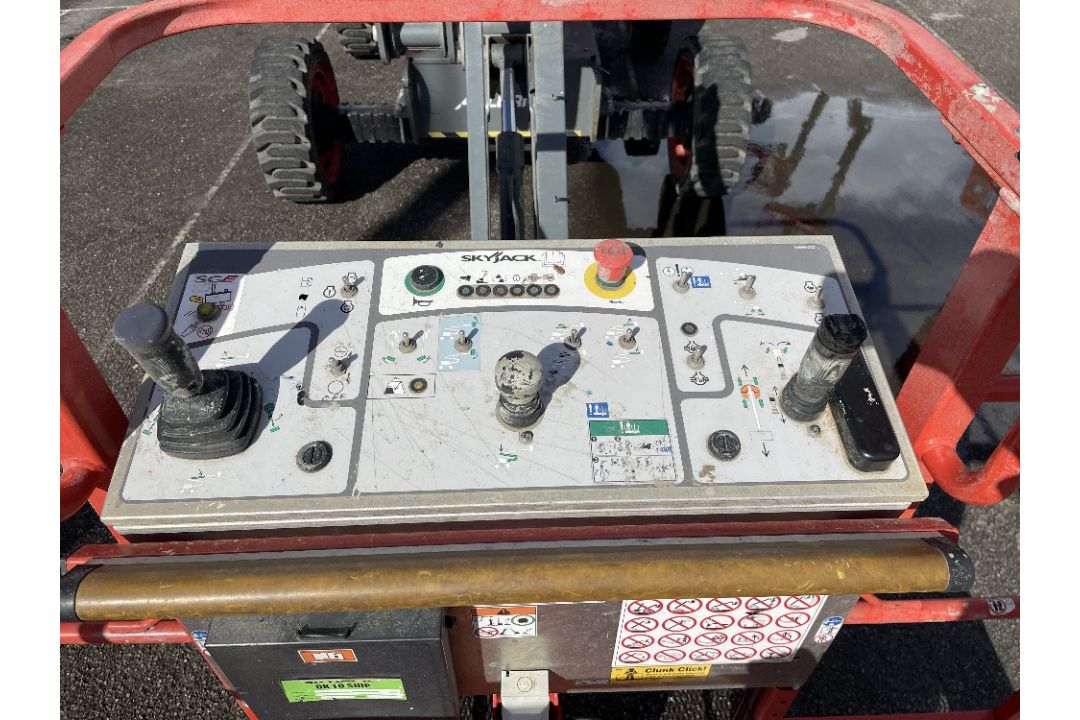 Skyjack SJ45AJXCE 15mtr Diesel Articulating Boom - Image 17 of 17
