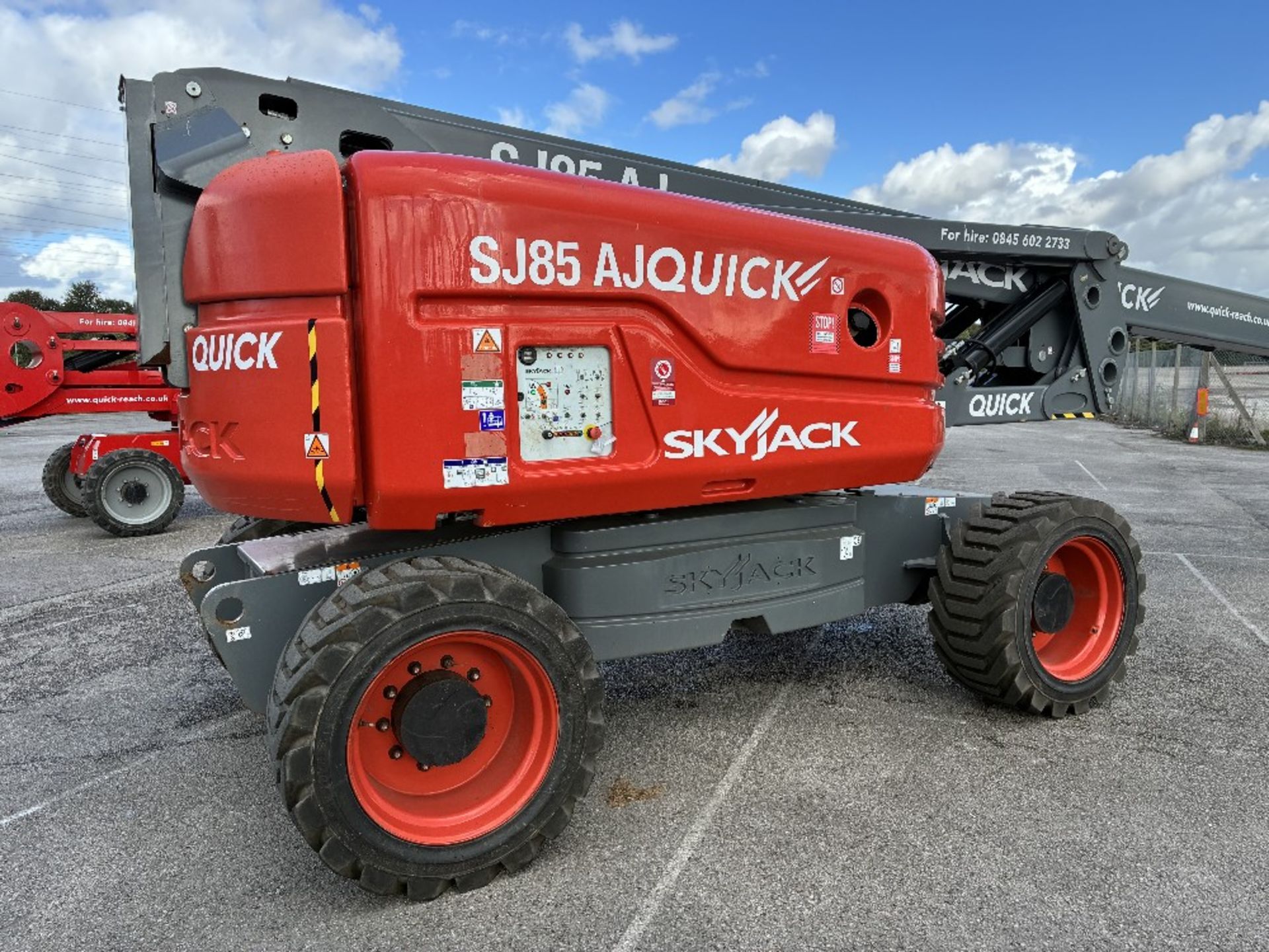 Skyjack SJ85AJ (CE) 26mtr Diesel Articulating Boom with Generator - Image 7 of 24