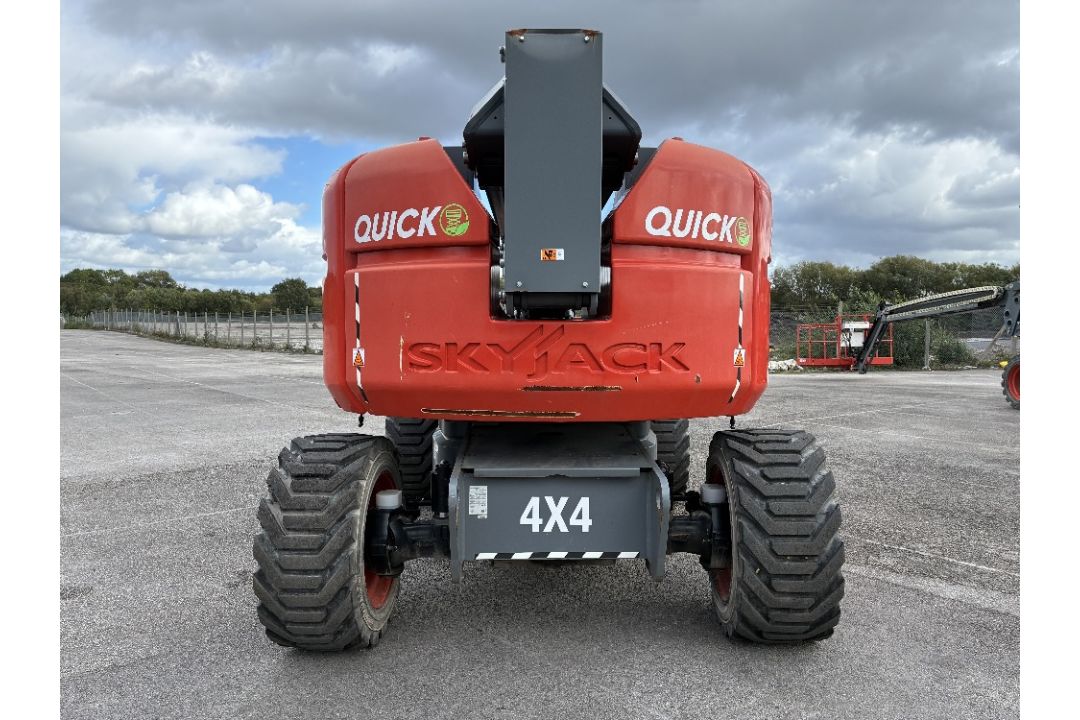 Skyjack SJ85AJ (CE) 26mtr Diesel Articulating Boom with Generator - Image 3 of 17