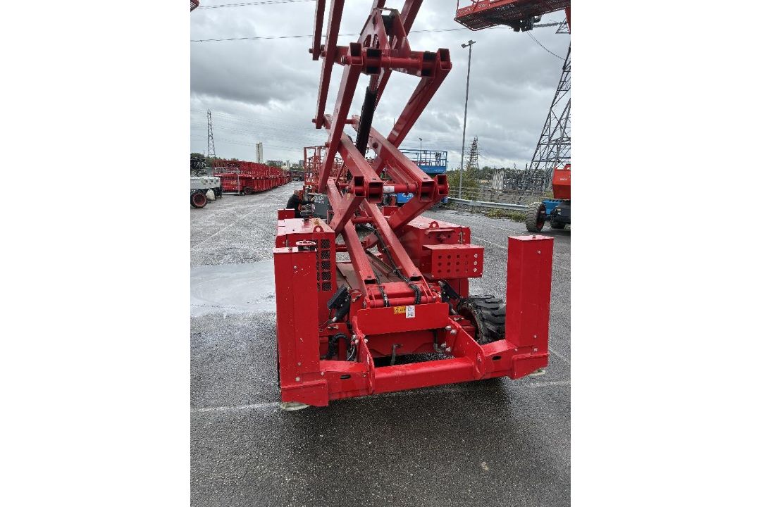 LGMG SR1018D / 3369 RT 12mtr Diesel Scissor Lift - Image 15 of 16