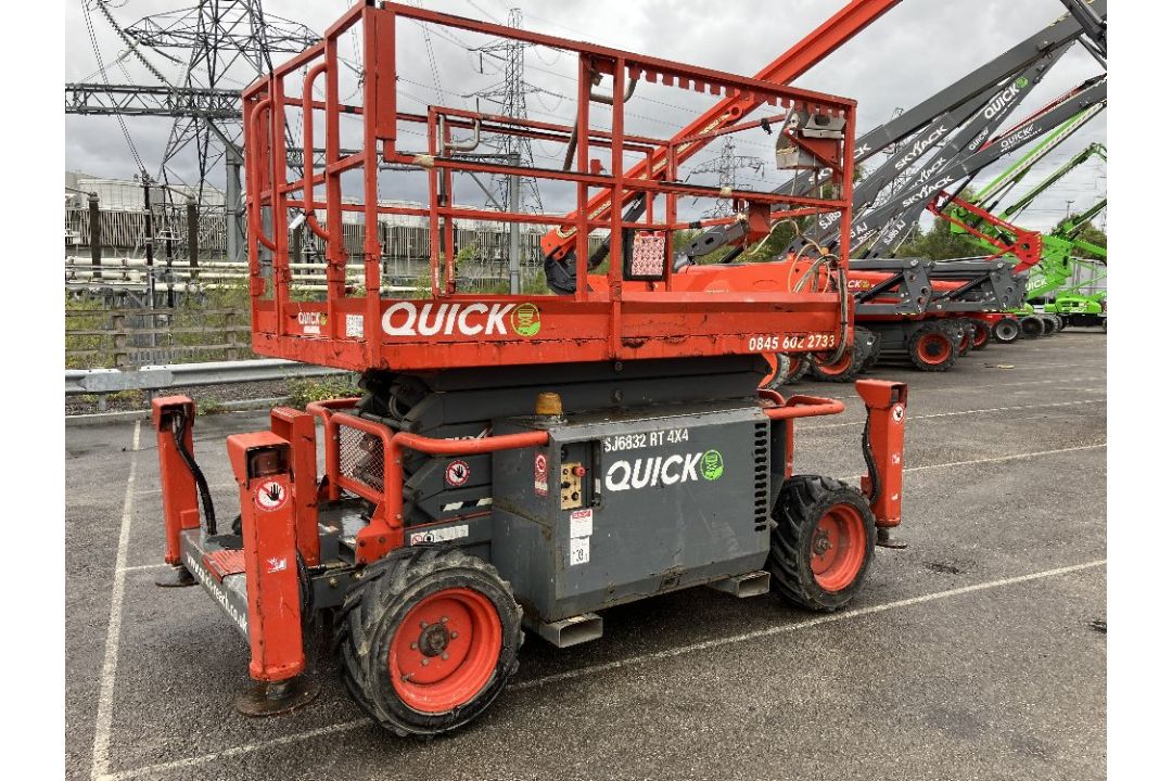Skyjack SJ6832D 12mtr Diesel Scissor Lift - Image 1 of 12