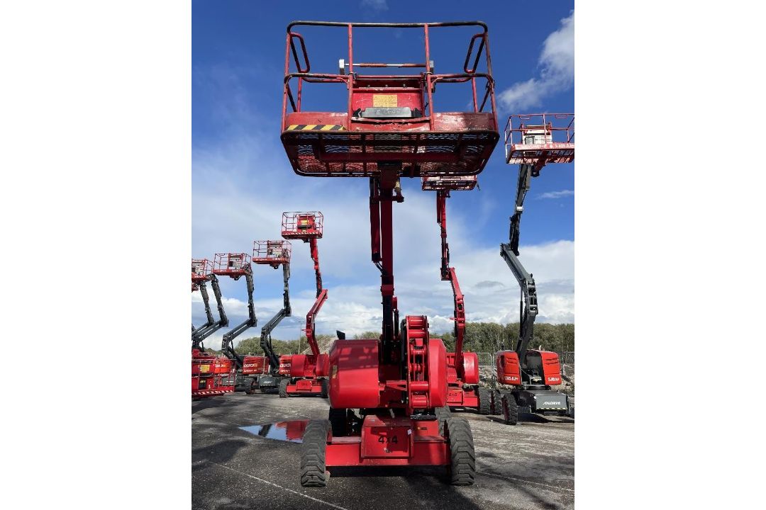 LGMG AR14J 15mtr Diesel Articulating Boom - Image 16 of 18