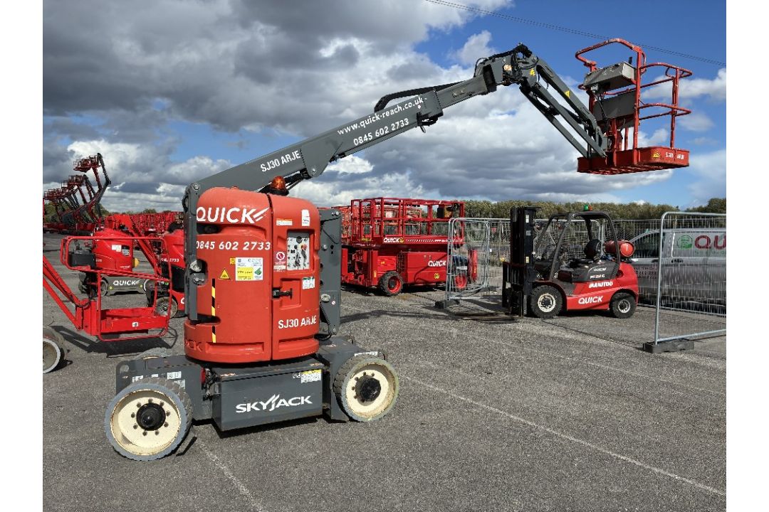 Skyjack SJ30ARJE 10m Narrow Electric Boom - Image 6 of 15