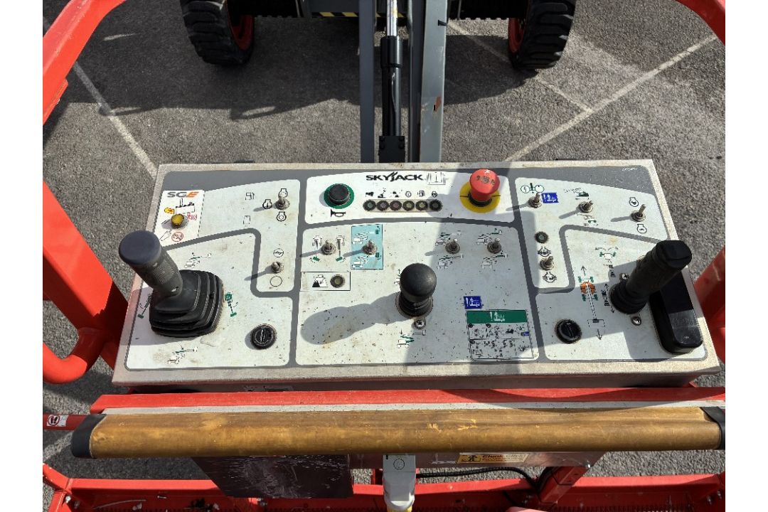 Skyjack SJ45AJXCE 15mtr Diesel Articulating Boom - Image 17 of 19