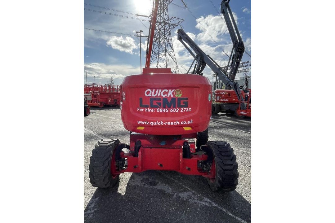LGMG AR14J 15mtr Diesel Articulating Boom - Image 7 of 18