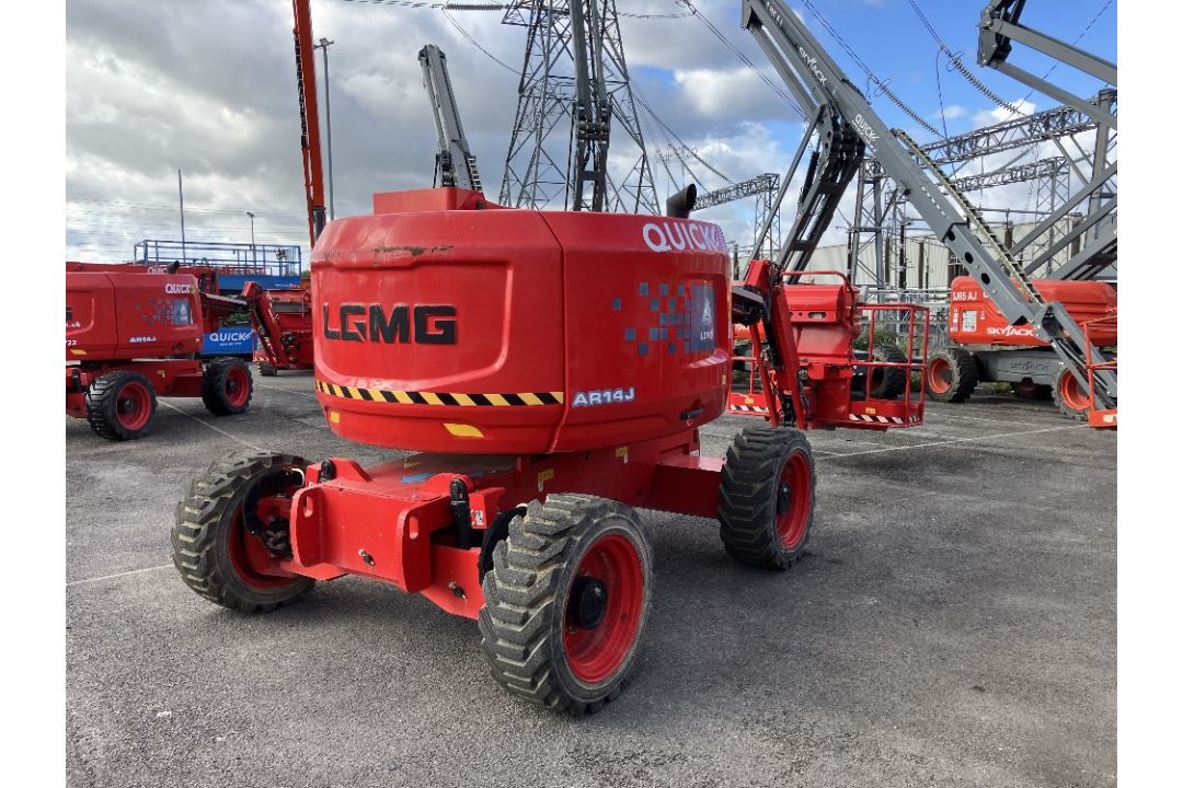 LGMG AR14J 15mtr Diesel Articulating Boom - Image 4 of 15