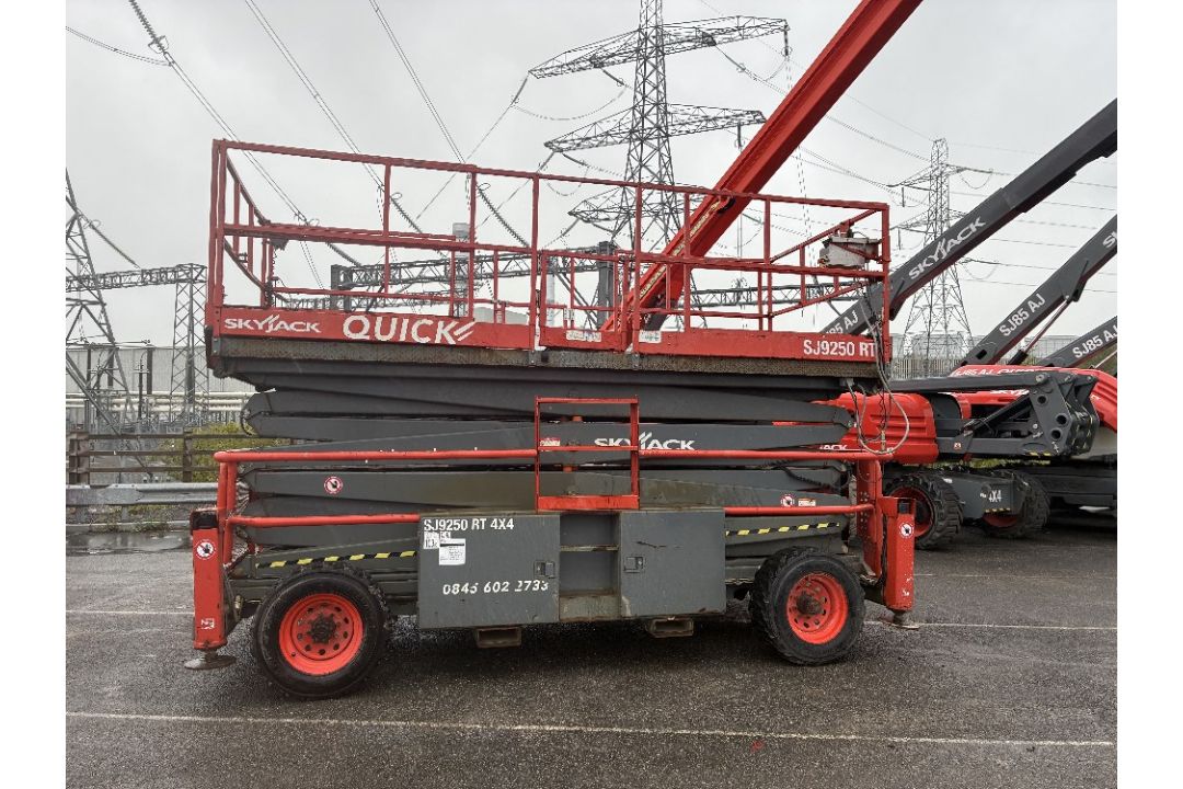 Skyjack SJ9250 17mtr Diesel Scissor Lift - Image 4 of 16