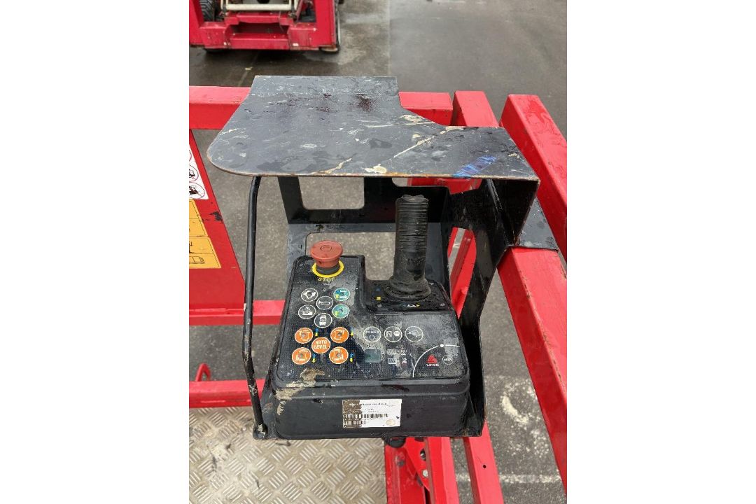 LGMG SR1018D / 3369 RT 12mtr Diesel Scissor Lift - Image 8 of 16