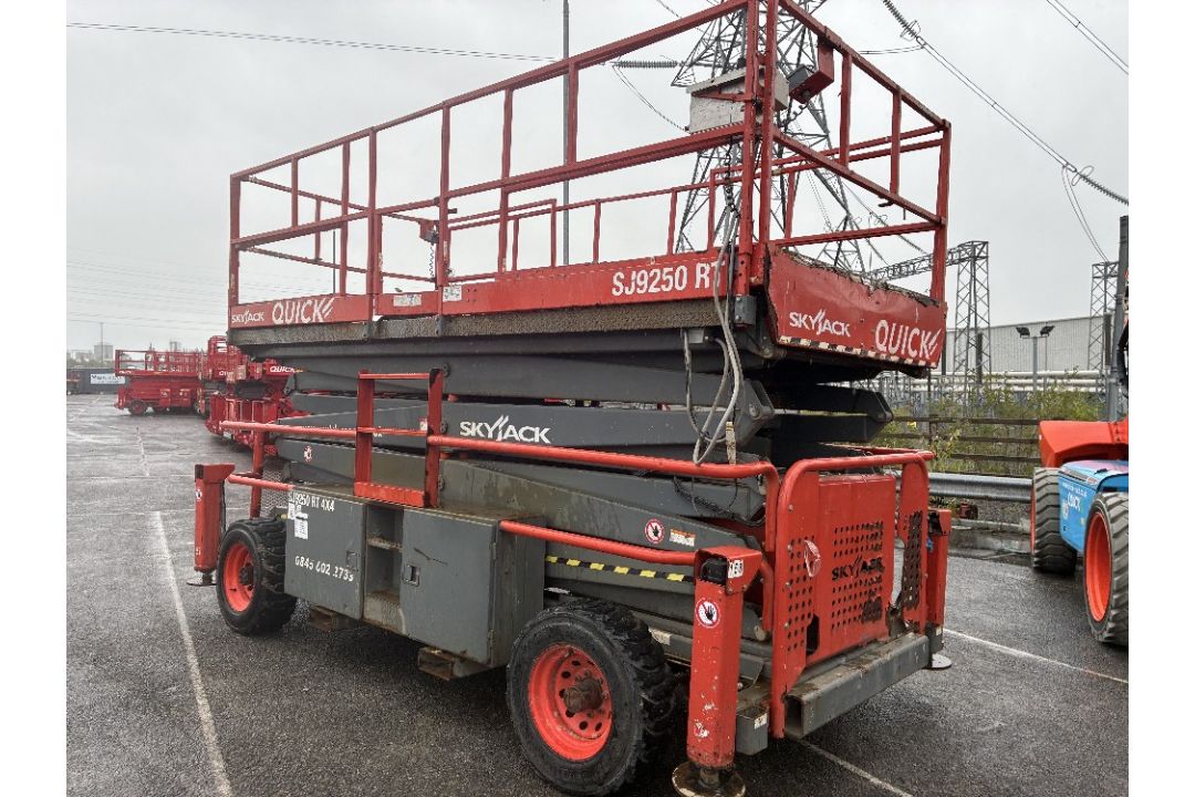 Skyjack SJ9250 17mtr Diesel Scissor Lift - Image 5 of 16