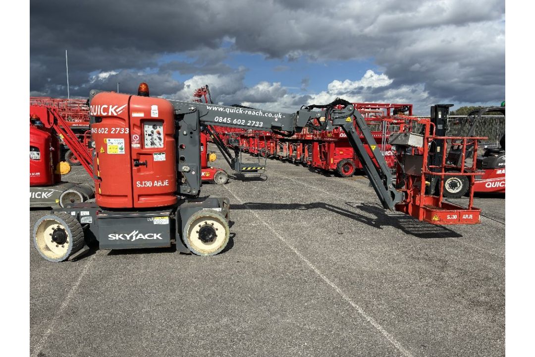 Skyjack SJ30ARJE 10m Narrow Electric Boom - Image 1 of 15