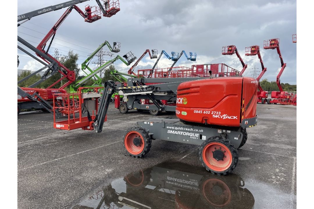 Skyjack SJ45AJXCE 15mtr Diesel Articulating Boom - Image 2 of 19