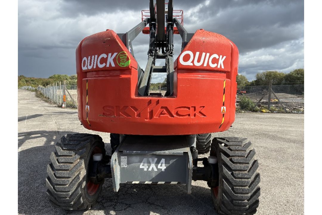 Skyjack SJ85AJ (CE) 26mtr Diesel Articulating Boom with Generator - Image 19 of 21