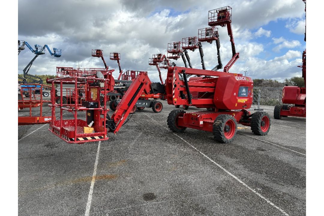 LGMG AR14J 15mtr Diesel Articulating Boom - Image 2 of 16