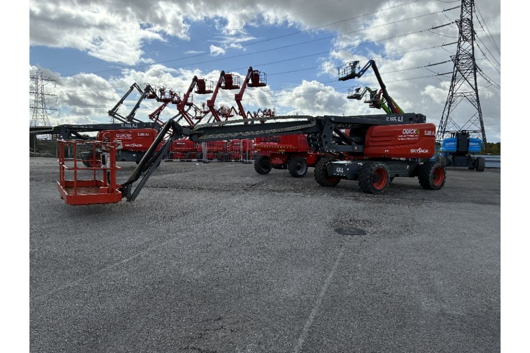 Skyjack SJ85AJ (CE) 26mtr Diesel Articulating Boom with Generator - Image 2 of 23