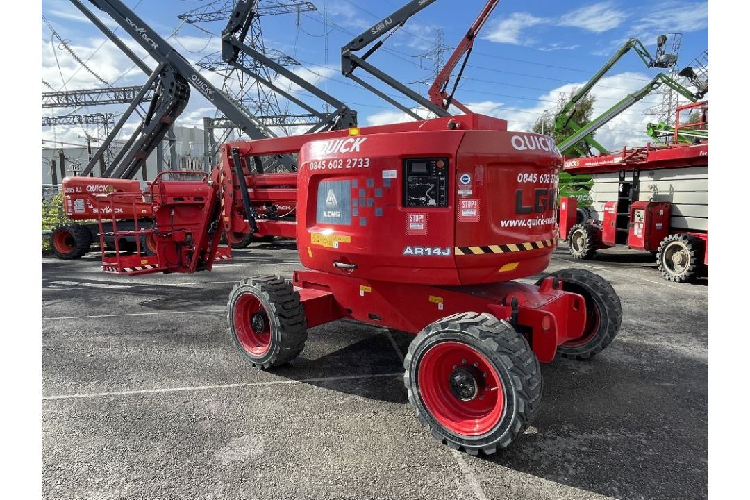 LGMG AR14J 15mtr Diesel Articulating Boom - Image 2 of 17