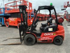 Manitou M125G 2.5ton Gas Fork Lift Truck