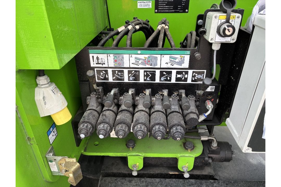 Niftylift BS1650 HR15N Hybrid 15m Multi-Power Boom - Narrow - Image 9 of 16