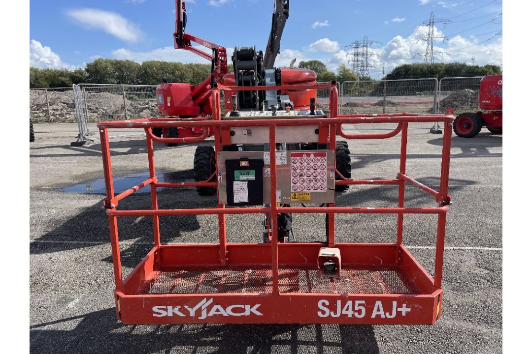 Skyjack SJ45AJ XCAP 15mtr (CE) Diesel Articulated Boom - Image 3 of 18