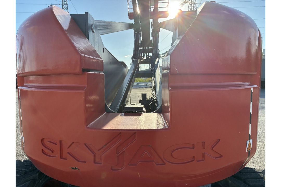 Skyjack SJ85AJ 26mtr Diesel Articulating Boom & Generator - Image 20 of 25