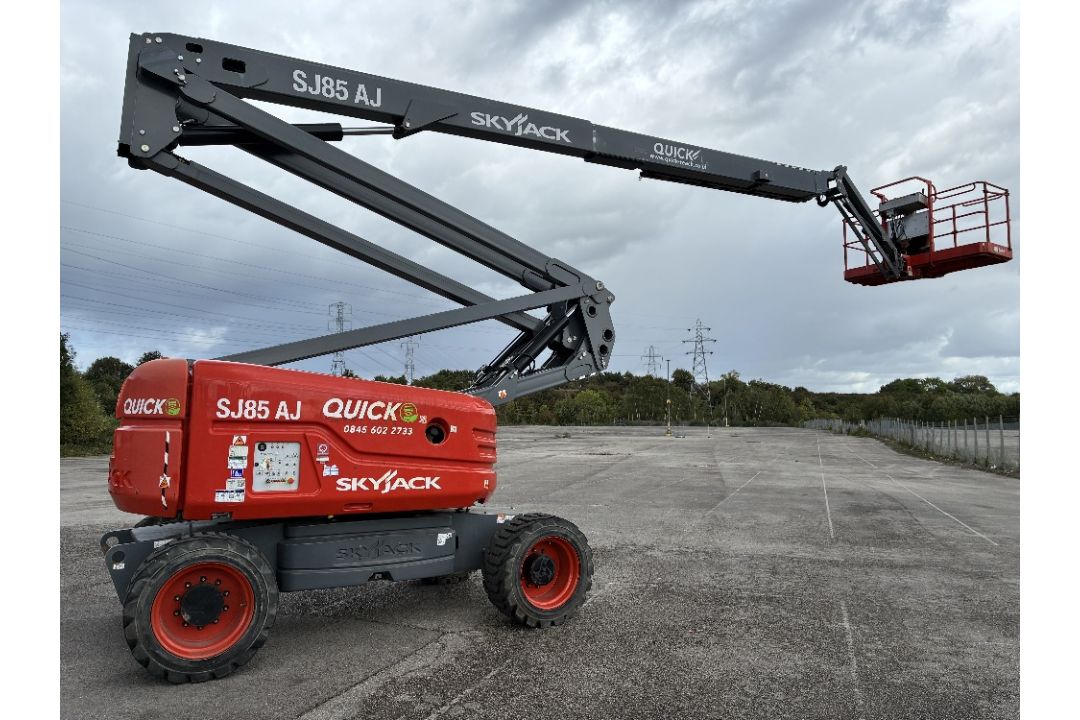 Skyjack SJ85AJ (CE) 26mtr Diesel Articulating Boom with Generator - Image 13 of 17