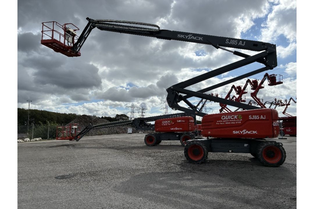 Skyjack SJ85AJ (CE) 26mtr Diesel Articulating Boom with Generator - Image 20 of 23
