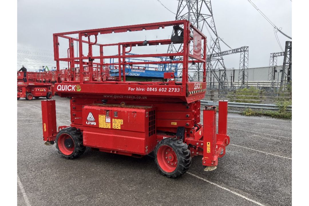 LGMG SR1018D / 3369 RT 12mtr Diesel Scissor Lift - Image 2 of 11