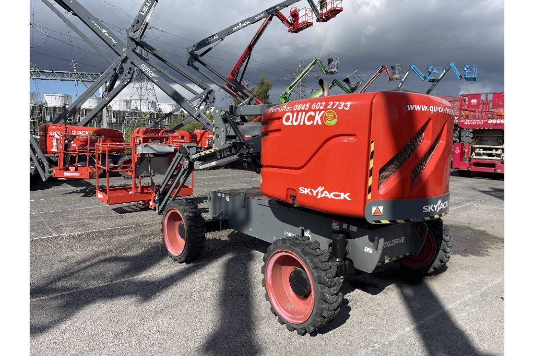 Skyjack SJ45AJ XCAP 15mtr (CE) Diesel Articulated Boom - Image 7 of 18