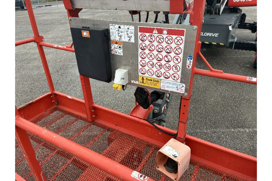 Skyjack SJ45AJXCE 15mtr Diesel Articulating Boom - Image 22 of 22