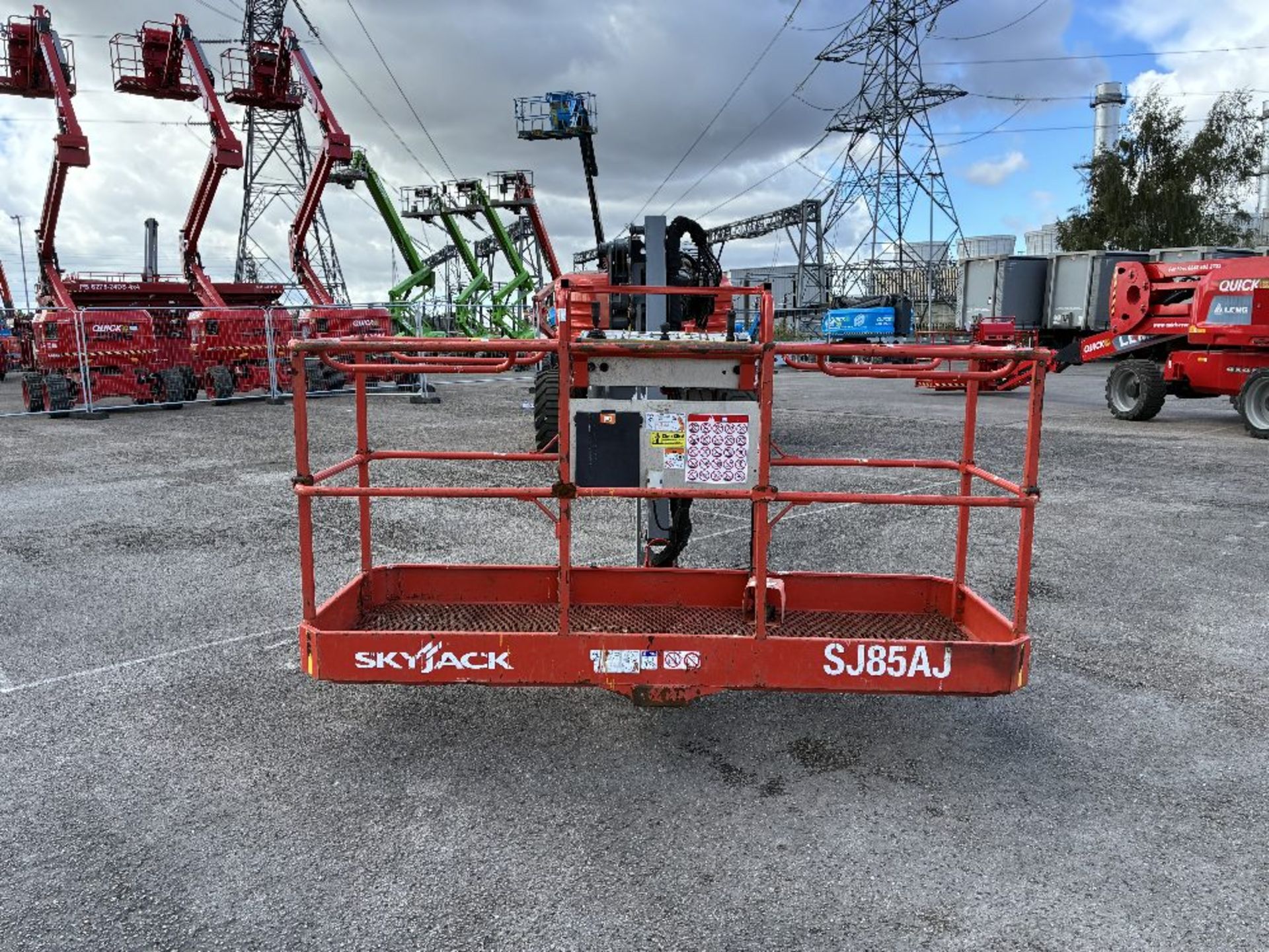 Skyjack SJ85AJ (CE) 26mtr Diesel Articulating Boom with Generator - Image 3 of 24