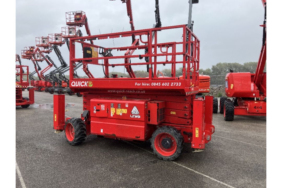 LGMG SR1018D / 3369 RT 12mtr Diesel Scissor Lift - Image 3 of 11