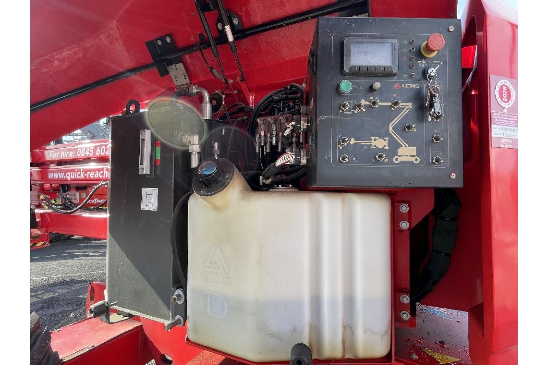 LGMG AR14J 15mtr Diesel Articulating Boom - Image 9 of 18