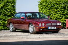 1997 Jaguar XJR - Supercharged (X300)