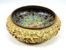 A 19th century Chinese cinnabar lacquer bowl