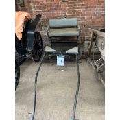 2 WHEEL EXERCISE CART to suit a single horse between 14–15hh.