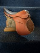 Apprentice piece saddle