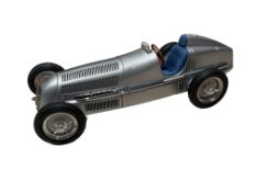 Mercedes-Benz 1934 W25 CMC M-033 1:18 Scale High Quality Model