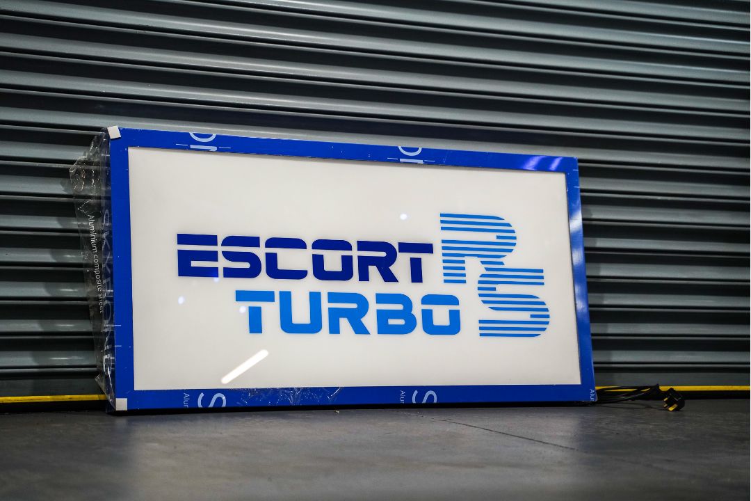'Ford Escort RS Turbo' Illuminated Sign - Image 4 of 4