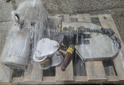 BUDGIT UNKOWN MODEL 1 TON CHAIN HOIST USED