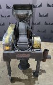 FITZ MILL DAS06 HAMMER MILL USED