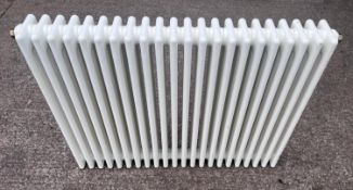1 x ZEHNDER Traditional Tubular 4 Column Horizontal Radiator in White - Original Value £1,000 - Ref: