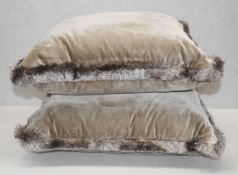 6 x Assorted Luxury Cushions from an Exclusive Multi-million Pound Estate - Dimensions: H50 x W50cm