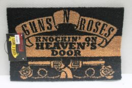 1 x Guns n Roses Heavy Duty Doormat - Size: 62 x 40 cms - Officially Licensed Merchandise