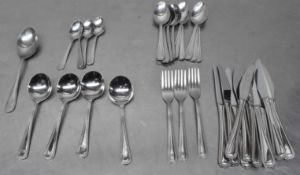 1 x Assorted Collection of Stainless Steel Cutlery
